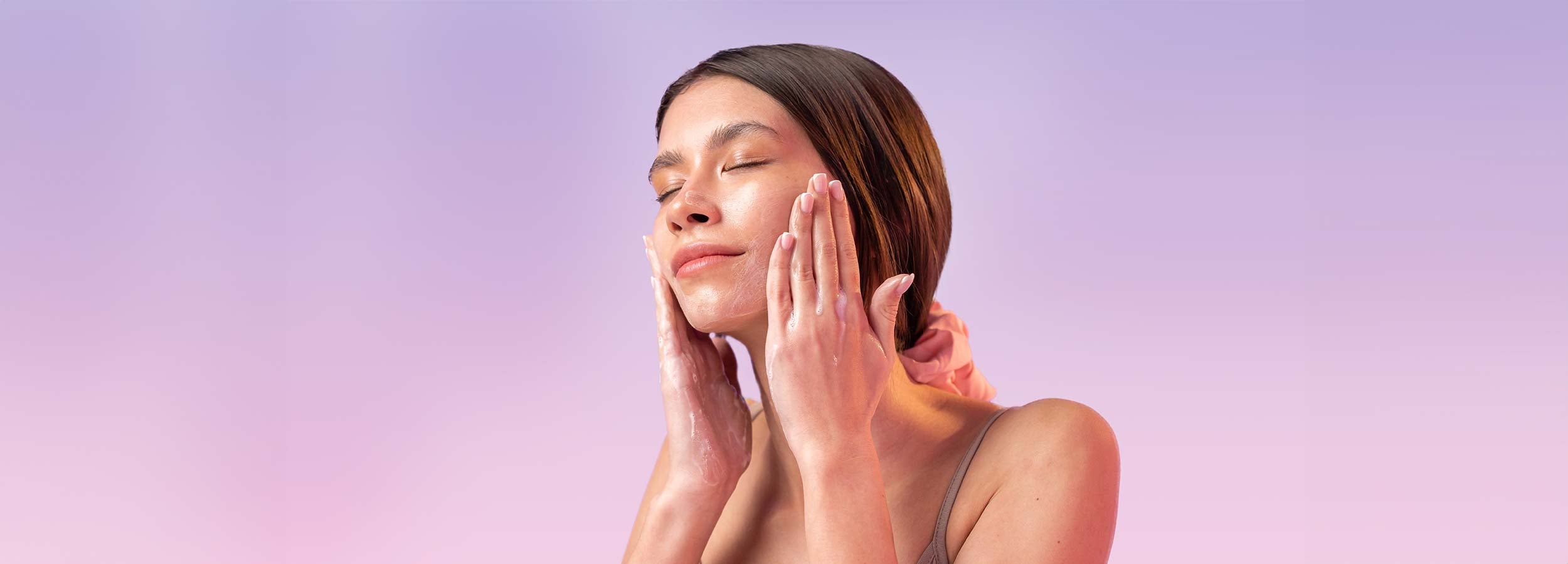 Wie Sie Ihr Gesicht zu Hause reinigen eine detaillierte Anleitung